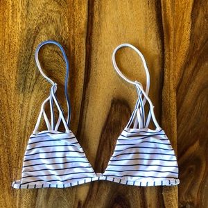 🌺acacia swimwear bikini top🌺